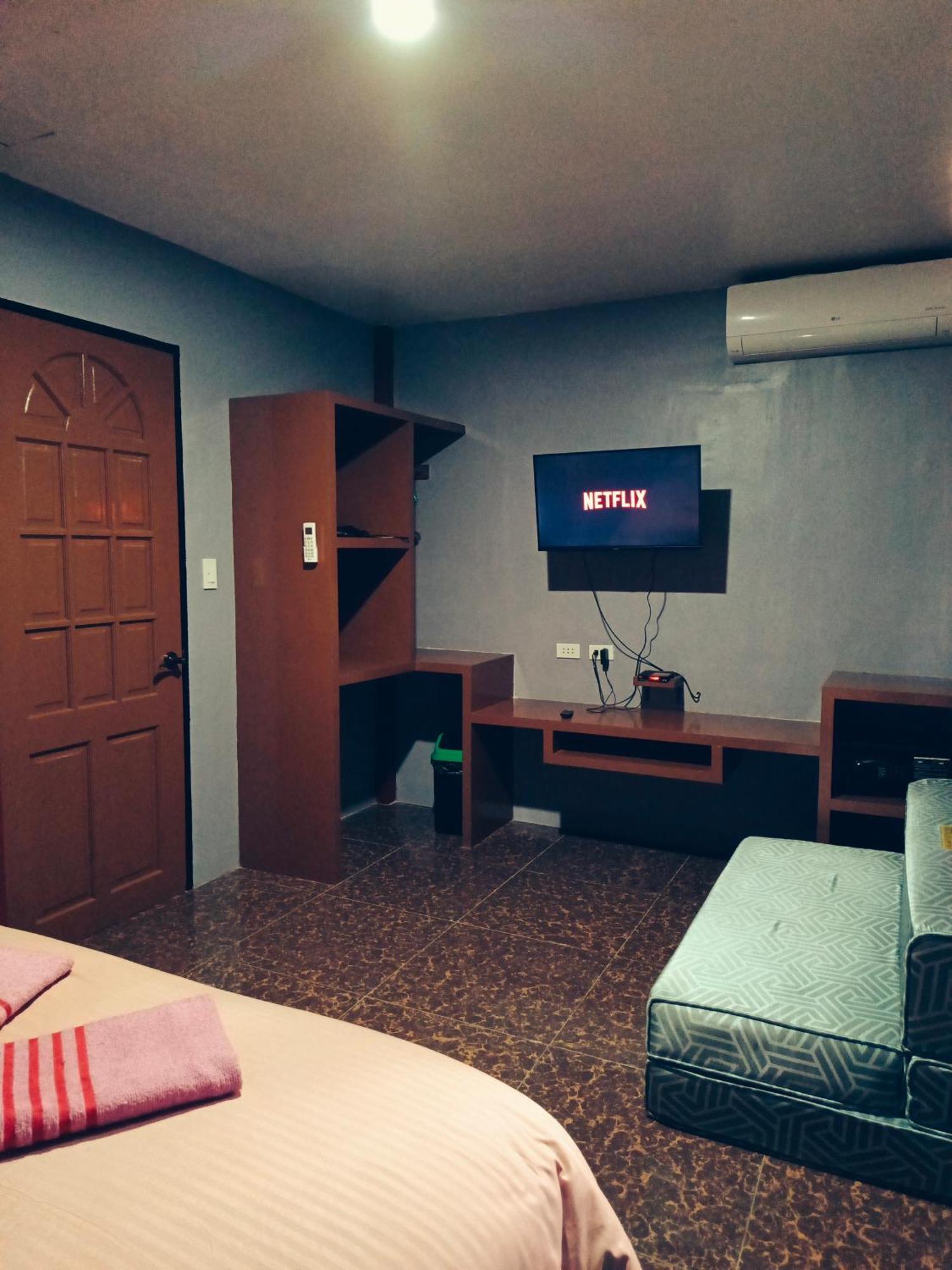 Peace Lily Studio Apartments ปางเลา ภายนอก รูปภาพ